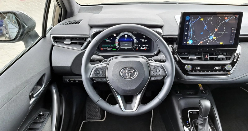 Toyota Corolla cena 135900 przebieg: 11900, rok produkcji 2023 z Ryglice małe 154